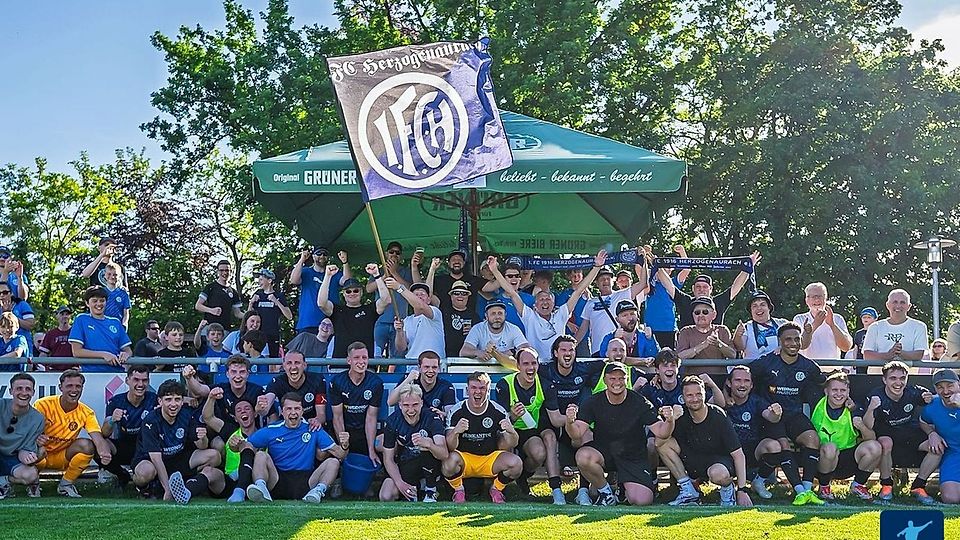 "Nervosität abgelegt und die Stärken auf den Platz gebracht": Der 1. FC Herzogenaurach steht im Relegationsfinale zur Bezirksliga.