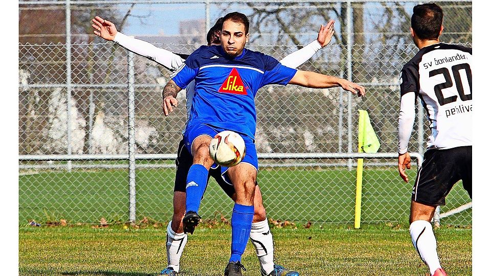 Ugur Yilmaz (vorne) war an drei von vier guten Tormöglichkeiten beteiligt und erzielte den einzigen Treffer für den SC.  Foto:Yavuz Dural
