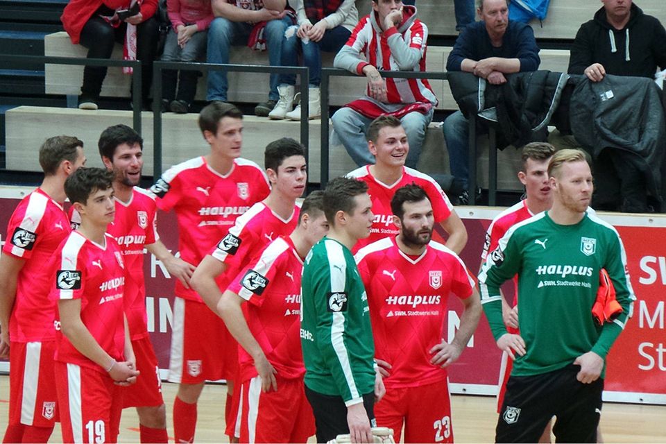 Die Jungen Wilden des HFC verteidigten ihren Titel beim Halplus Cup. Foto: Marwin Wolf Die Jungen Wilden des HFC verteidigten ihren Titel beim Halplus Cup. Foto: Marwin Wolf