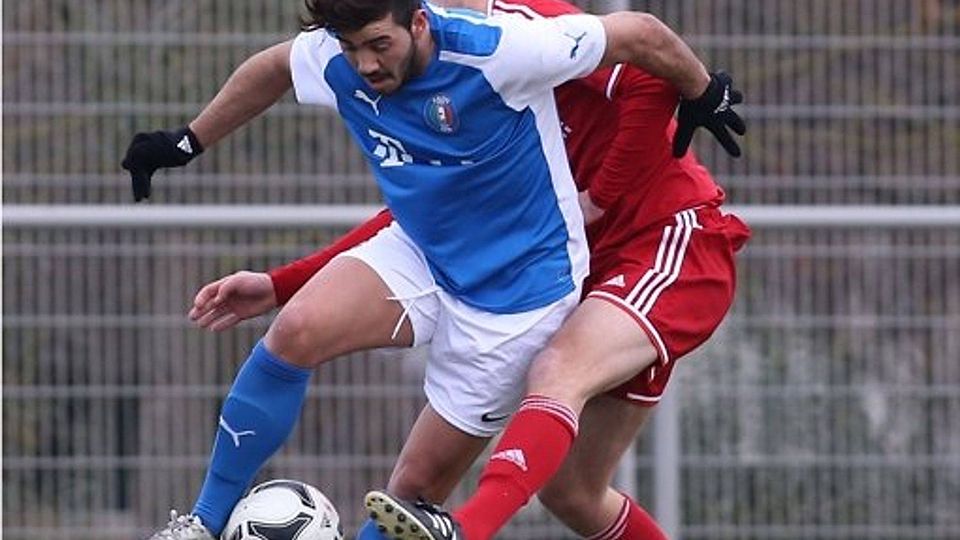 Verletzungspech:  Vincenzo Parrinello fällt bei  Calcio wegen einer Knöchelprellung wahrscheinlich aus. Foto: Pressefoto Baumann