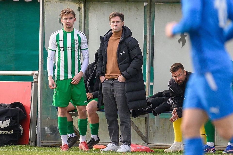 Bad Abbachs Trainer Simon Sigl hofft fürs Abendspiel in Bogen wieder auf ein anderes Gesicht seiner Mannschaft.
