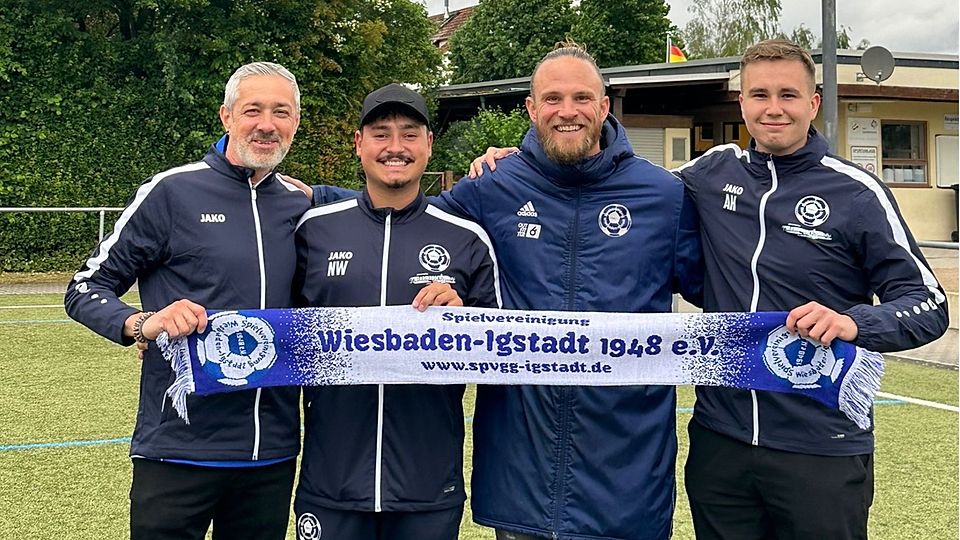 Freuen sich über die künftige Zusammenarbeit: Michael Weiß, Nico Weiß, Dennis Groth, Alexander Knittel (v.l.n.r.)