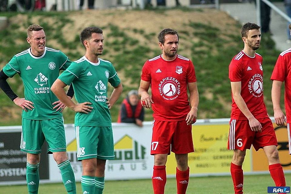 Der FC Vilshofen (in grün) und der TSV Mauth schielen Richtung Bezirksliga
