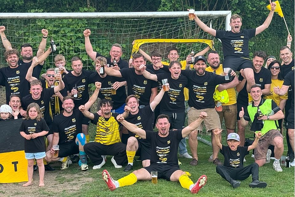 Der TSV Neustadt/Donau steigt in die Bezirksliga West auf!