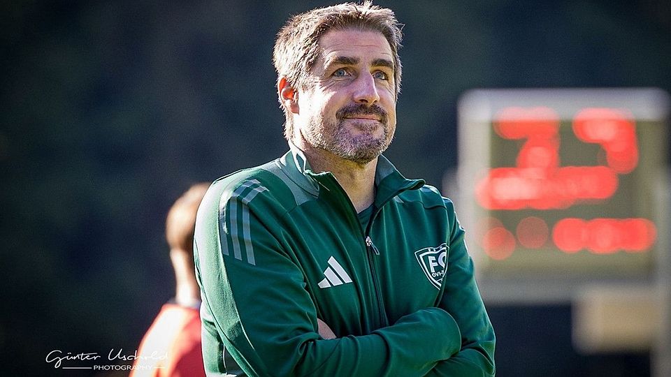 Christian Zechmann bleibt auch nächste Saison Trainer des FC OVI-Teunz.