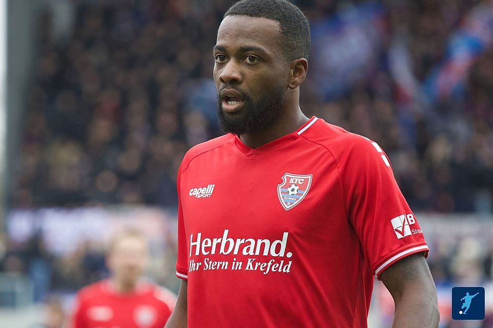 Die Brust des KFC ist seit der Partie gegen den MSV Duisburg nicht mehr blank. Die Brust des KFC ist seit der Partie gegen den MSV Duisburg nicht mehr blank.