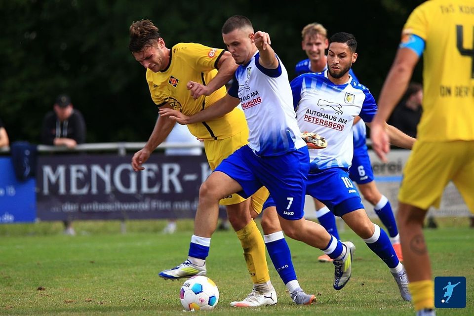 Die permanente Zweikampfführung der Gau-Odernheimer, hier Leart Rexhepi beim Duell gegen die TuS Koblenz, macht das Team vom Petersberg so stark und vor allem so unbequem. Die permanente Zweikampfführung der Gau-Odernheimer, hier Leart Rexhepi beim Duell gegen die TuS Koblenz, macht das Team vom Petersberg so stark und vor allem so unbequem.