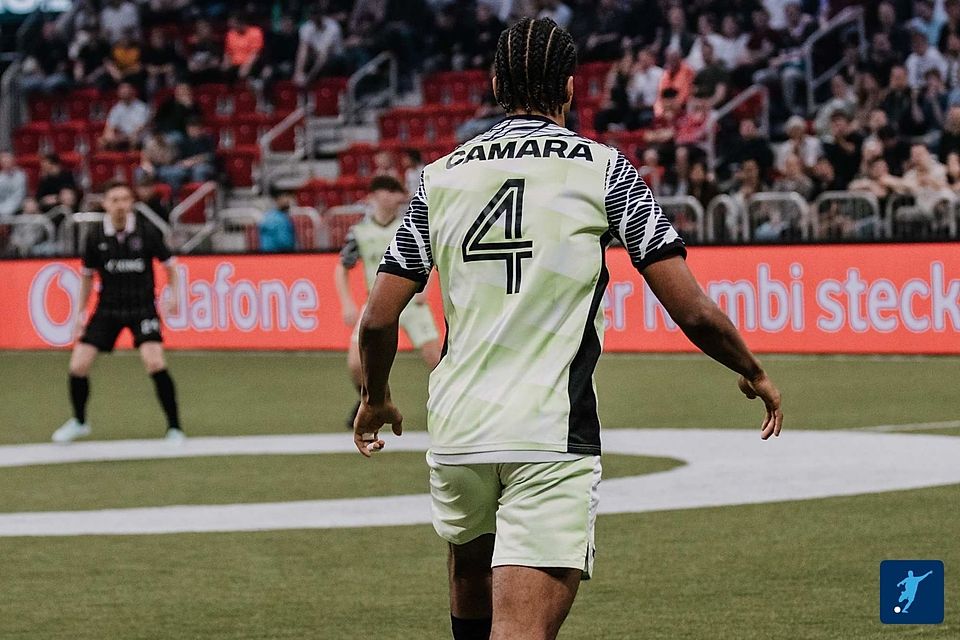 Abwehrchef beim FC Hennef 05 und bei den Las Ligas Ladies: Leo Camara.