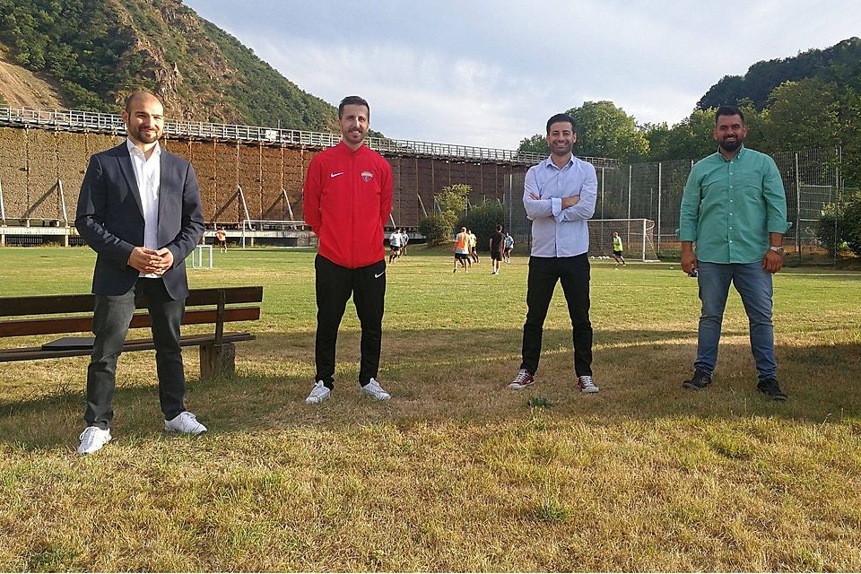 Führen das Löwen-Rudel jetzt an (von links): Onur Goekten, Trainer Burak Tasci, Cihad Senel und Cumhur Tasci.