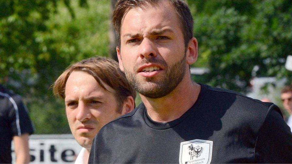 Nicht mehr Trainer des SV Erlenbach: Sebastian Göbig (vorne) und sein "Co" Jens Mehrmann haben ihre Posten zur Verfügung gestellt. . F.:Meier