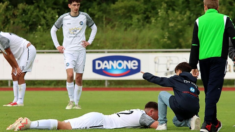 Enttäuschung pur: die Haarer Spieler nach dem Abpfiff.