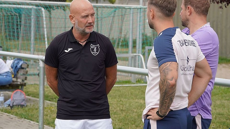 Wolfgang Schlösser hat den TuRa Germania Oberdrees zu einem Bezirksliga-Spitzenteam geformt