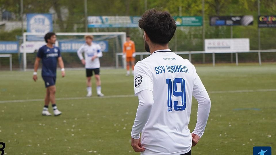 Bornheim gastiert stark dezimiert bei Verfolger Königsdorf. 