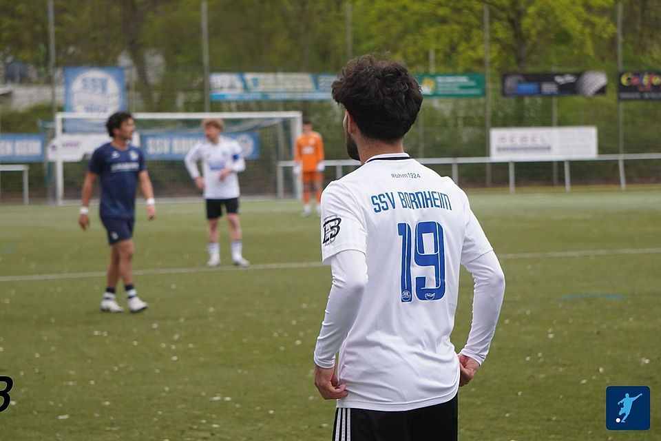 Bornheim gastiert stark dezimiert bei Verfolger Königsdorf. 