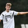 Jahn-Neuzugang Tobias Eisenhuth im Trikot der deutschen U19-Nationalmannschaft.
