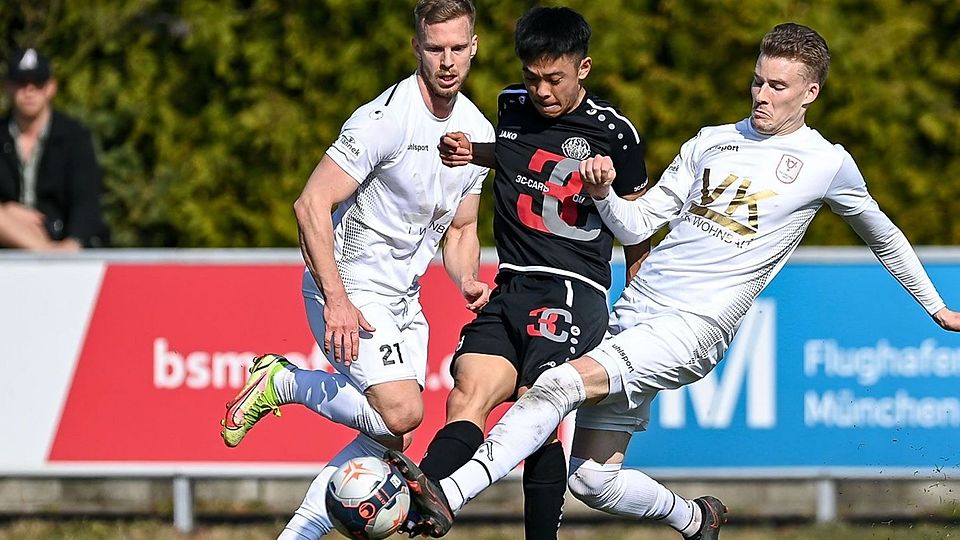 Abschied vom TSV Landsberg: Der Japaner Kazuki Date (Mitte) steht vor einem Wechsel zu Türkgücü München