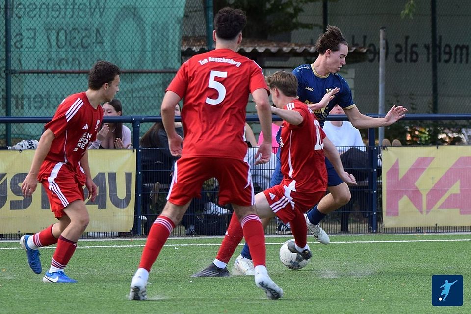Reuschenberg misst sich mit dem FSV Vatan.