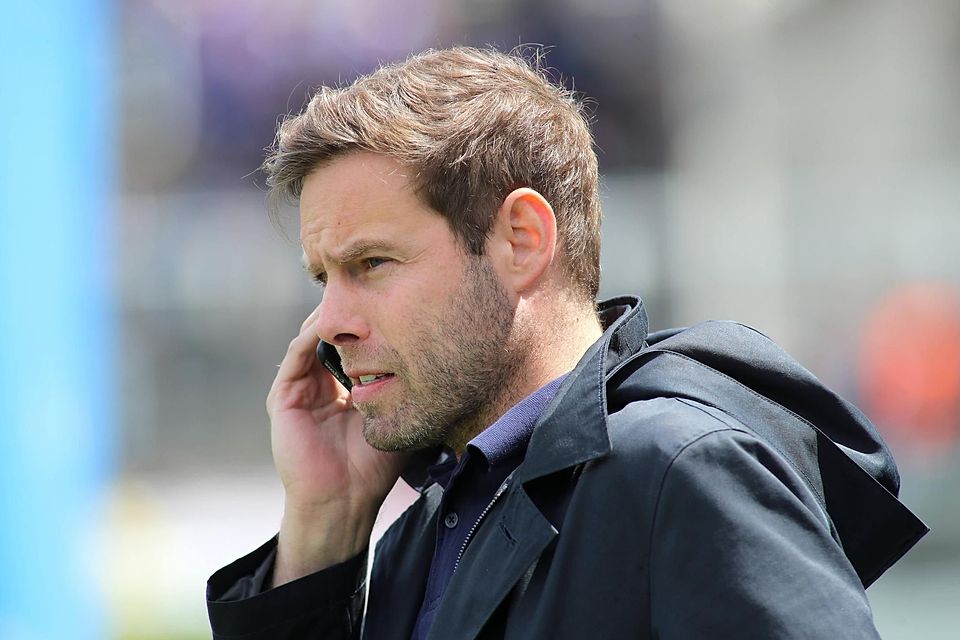 Kurz vor Transferschluss kündigt Geschäftsführer Christian Werner noch Abgänge bei 1860 München an.