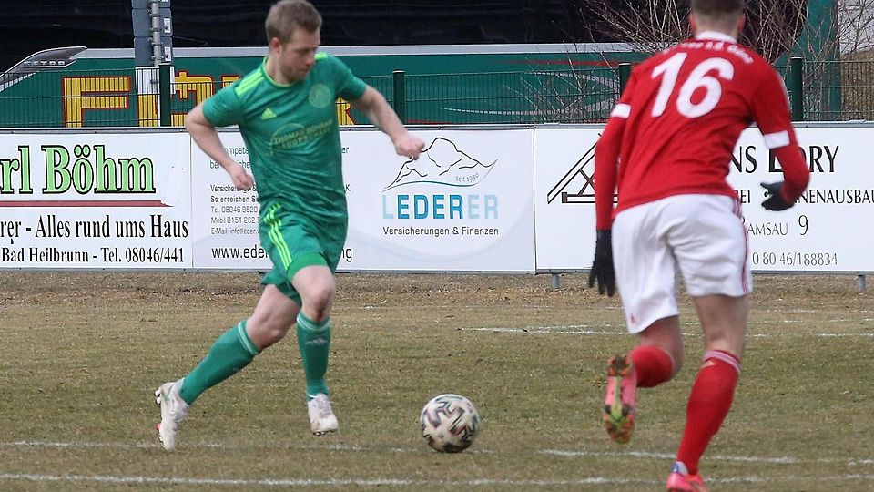 Gleich dreimal traf der Heilbrunner Mittelstürmer Felix Gellner (li.) gegen Hungerbach ins Schwarze.