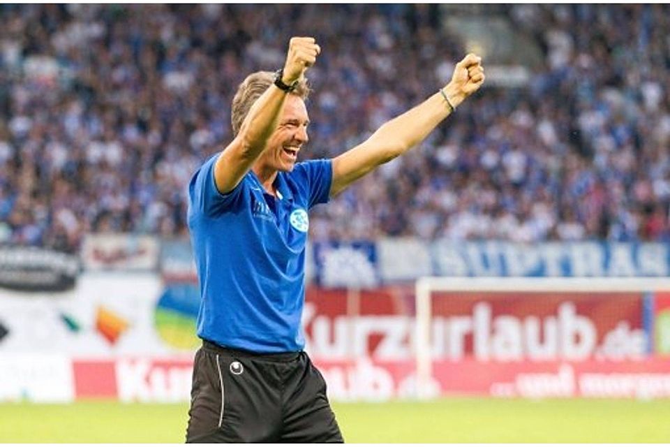 Horst Steffen freut sich über den Erfolg in Kiel. imago sportfotodienst