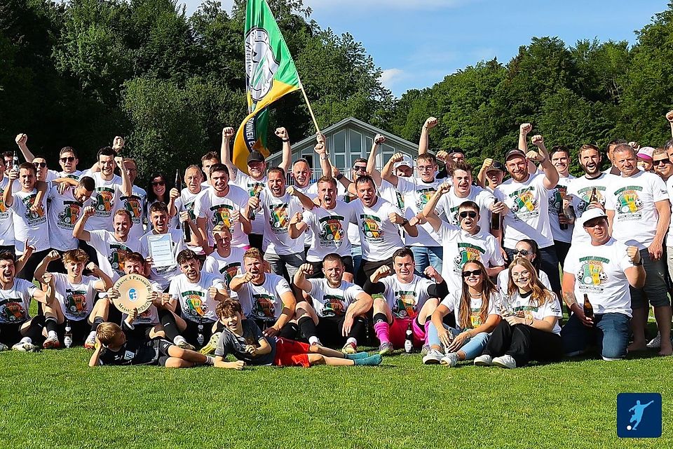 Doublesieger SG Breitenberg/Sonnen - nach dem Pokalsieg im Kreis Ost ist auch die Meisterschaft in der Kreisklasse Passau/Freyung unter Dach und Fach.