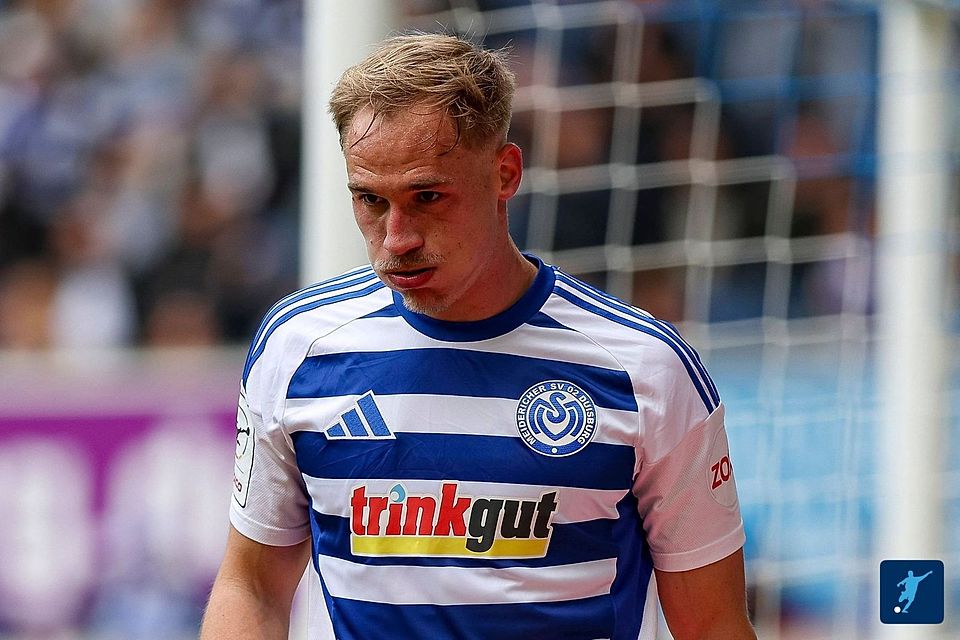 Florian Krüger hat es mit dem MSV Duisburg verpasst, sich für die Relegation zu qualifizieren. Florian Krüger hat es mit dem MSV Duisburg verpasst, sich für die Relegation zu qualifizieren.