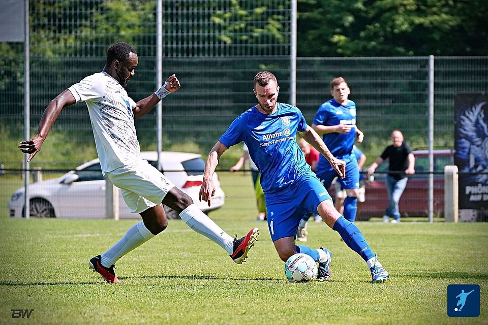 Richi Prommer (r.) gehörte wie immer zu den Aktivposten seiner Mannschaft. Richi Prommer (r.) gehörte wie immer zu den Aktivposten seiner Mannschaft.