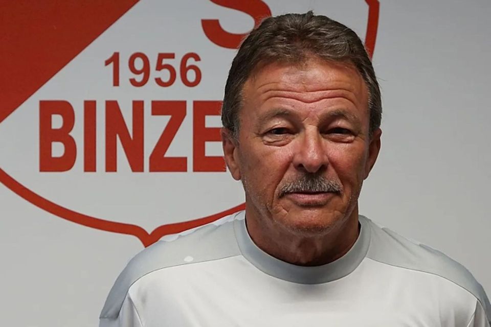 Wird in seine vierte Saison als TuS-Trainer gehen: Karl-Frieder Sütterlin | Foto: TuS Binzen