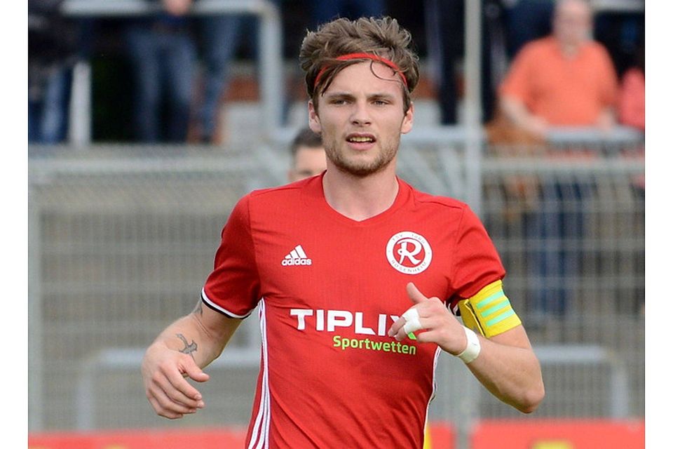 Christoph Wallner verlässt den TSV 1860 Rosenheim und will sich beim 1. FC Nürnberg II beweisen. F.:Meier