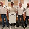 Simon Käufl (zweiter von links) ist der neue Coach des SV Thürnthenning 