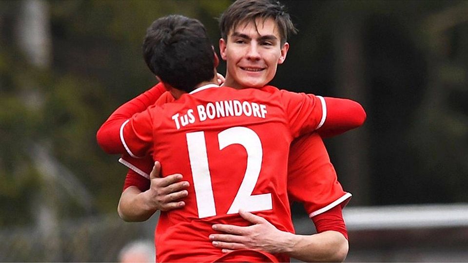 Dürfen die Bonndorfer Fußballer im dritten Heimspiel in Folge jubeln? Wenn es nach Hölzlebrucks Trainer Andreas Binder geht, lieber nicht. | Foto: Wolfgang Scheu