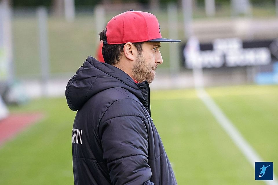 Memmingens Coach Matthias Günes bietet seine Schützlinge am 16. Juni zum Trainingsauftakt 