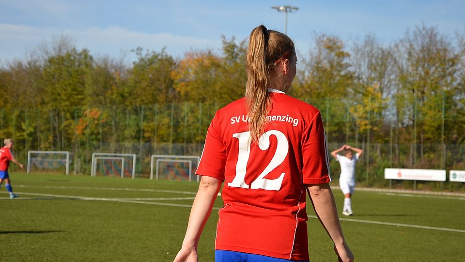 Maria Schleindsperger bei ihrem letzten Spiel für den SV Untermenzing, bevor es in den verdienten Fußballruhestand geht. 