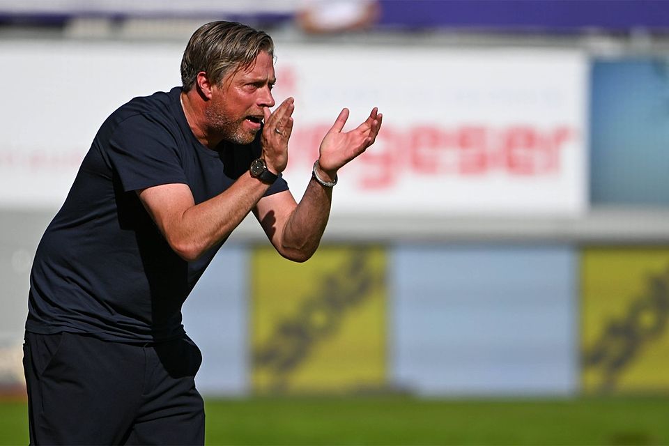 Voll dabei! Michael Wimmer ist seit Anfang des Jahres Trainer von Austria Wien. Sein Verträg läuft bis Sommer 2025. Voll dabei! Michael Wimmer ist seit Anfang des Jahres Trainer von Austria Wien. Sein Verträg läuft bis Sommer 2025.