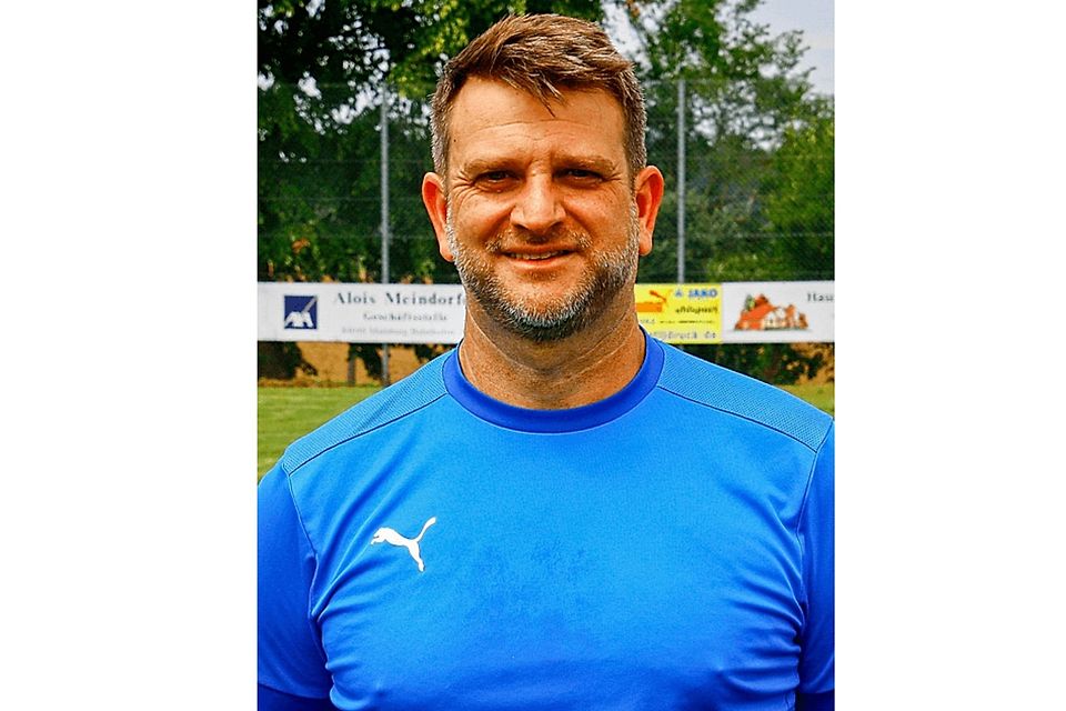 Helmut Atzmüller soll mit der Spielgemeinschaft den Kreisklasenverbleib schaffen 