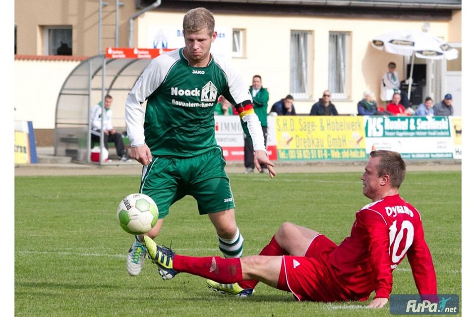 Sven Konzack (l.)  kehrt zur neuen Saison zu seinem Heimatverein BW Vetschau zurück. F.: Bock