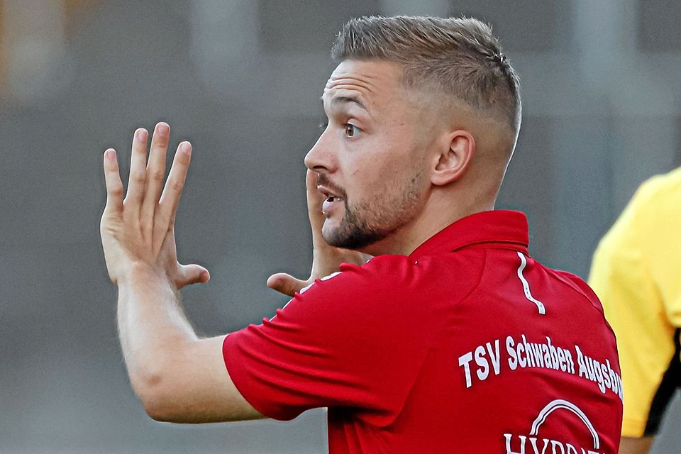 Marco Zupur rutscht beim Regionalligisten Schwaben Augsburg in die Cheftrainerrolle.