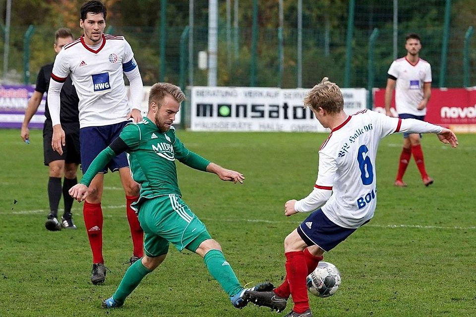 Stefan Raßmann (in grün) trägt ab Sommer das blau-weiße Trikot des VfL Halle 96.