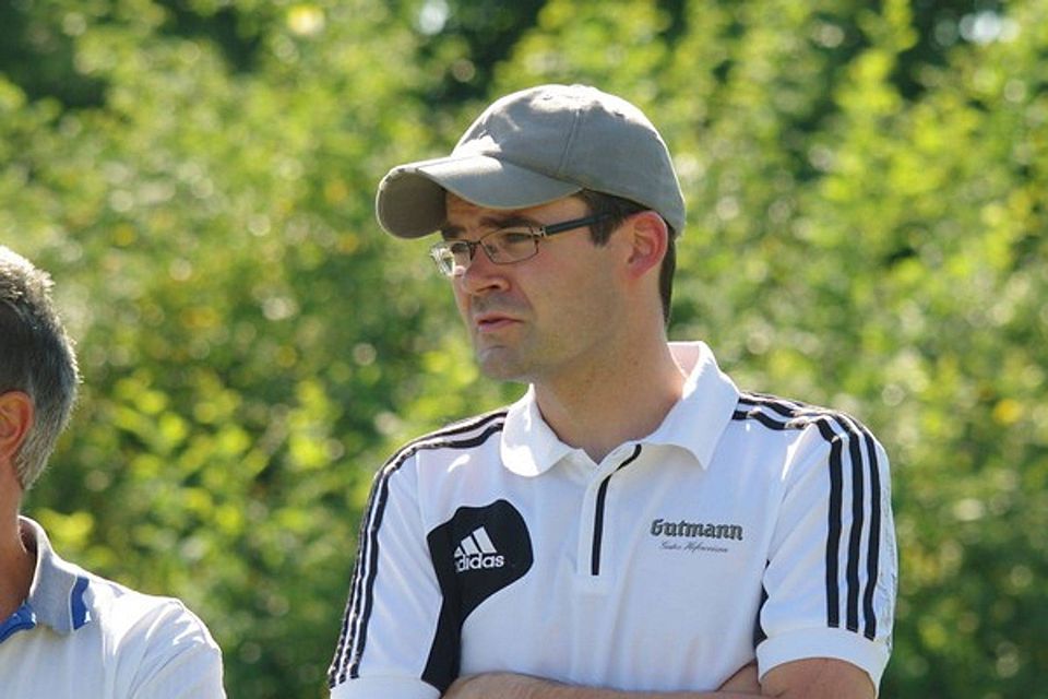 ASV-Trainer Bösl war mit seinem Team nicht zufrieden.  Foto: Artmann