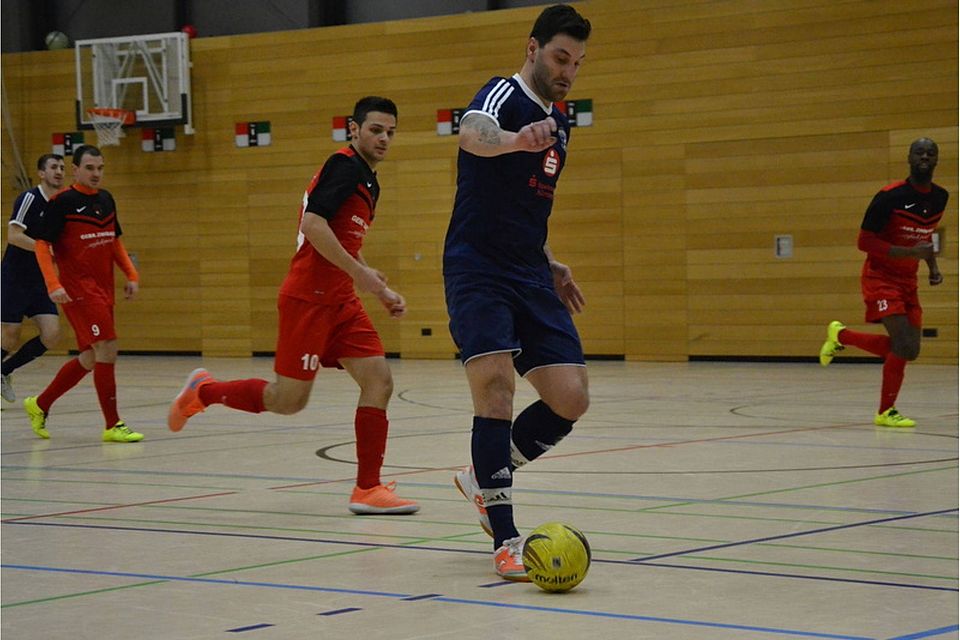 Für BaKi Nürnberg (in blau) geht es am Samstag gegen Portus um den Klassenerhalt in der Futsal-Regionalliga Süd. F: Giesecke