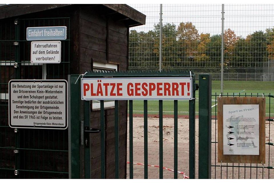In der Bezirksliga Nord gibt es nur wenig Fußball zu sehen. Kurzfristig ruht der Ball auch in Klein-Winternheim.	Foto: hbz/Jörg Henkel