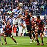 Lex-Tyger Lobinger im Kopfballduell für den MSV Duisburg.