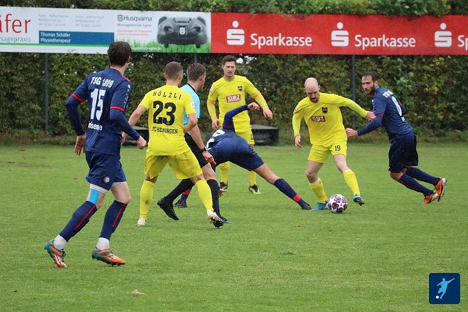 Der FC Heiningen (gelbe Trikots) siegte beim Schlusslicht. 