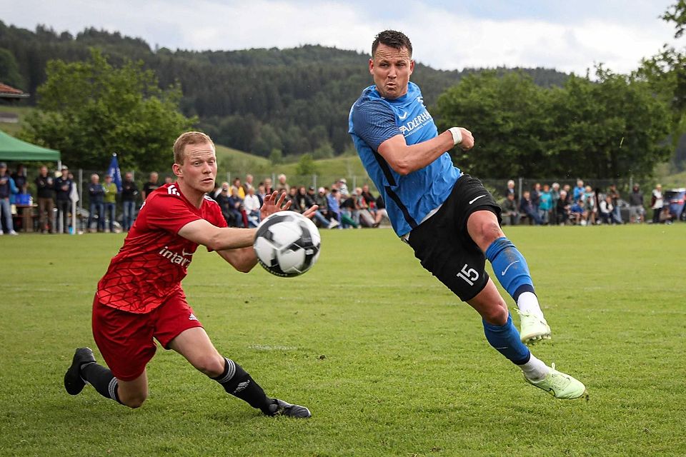 Der ASV Habach bezwingt den SV Sulzemoos nach Relegationskrimi im Elfmeterschießen und hält spektakulär die Klasse.