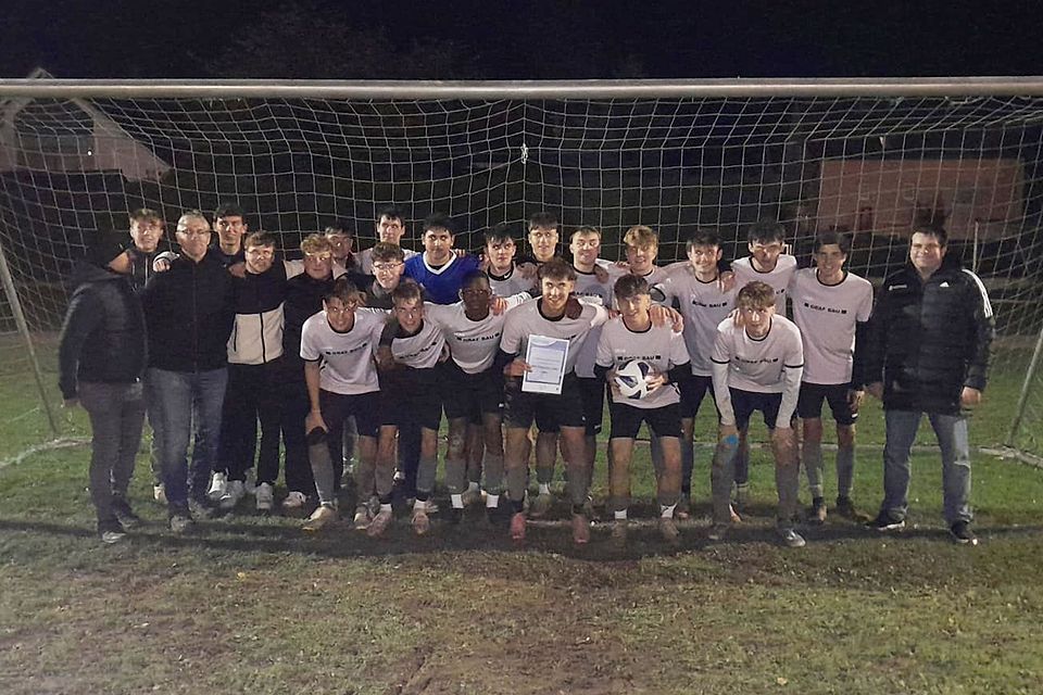 U19-Pokalsieger im Kreis Regensburg: Die JFG Schwarze Laber.