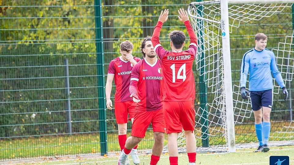 Strümp jubelt in der Nachspielzeit.