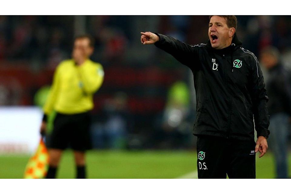 Hannover 96 hat Daniel Stendel heute von seinen Aufgaben als Cheftrainer der Lizenzspielmannschaft entbunden und freigestellt. Foto: Getty Images