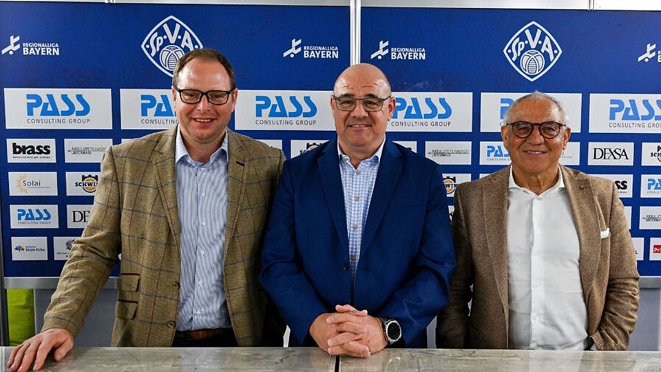 Die neue Vorstandschaft der Viktoria (von links nach rechts): Marco Fecher (Finanzvorstand), Matthias Hartmann (Vorsitzender) und Felix Magath (Sportvorstand).