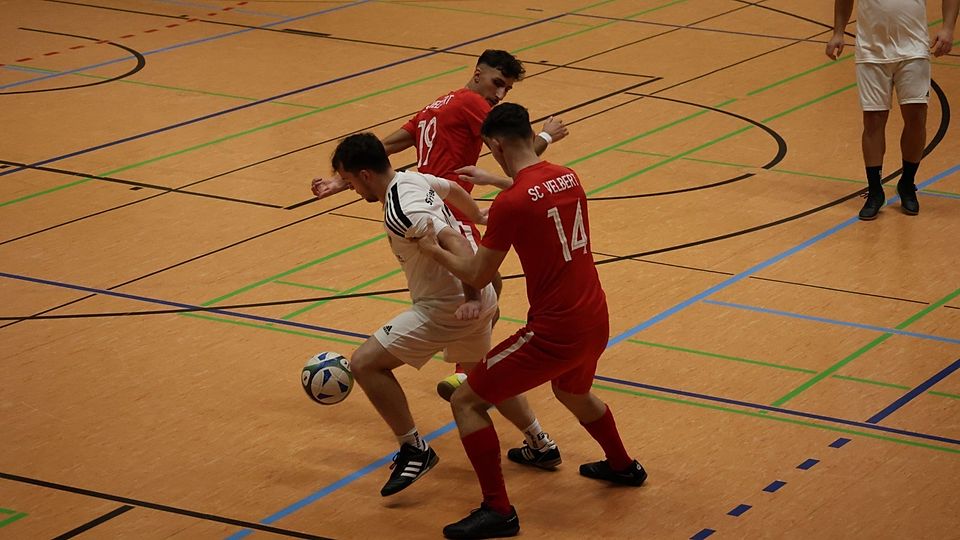 Hier sorgte der SC Velbert mit 6:0 gegen die SF Siepen noch für ein sportliches Ausrufezeichen. Die Partie wurde im Nachgang mit 0:3 gegen den SC gewertet.