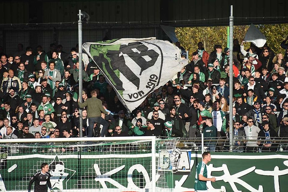 Auch in Hannover sind Fans des VfB Lübeck nicht dabei.